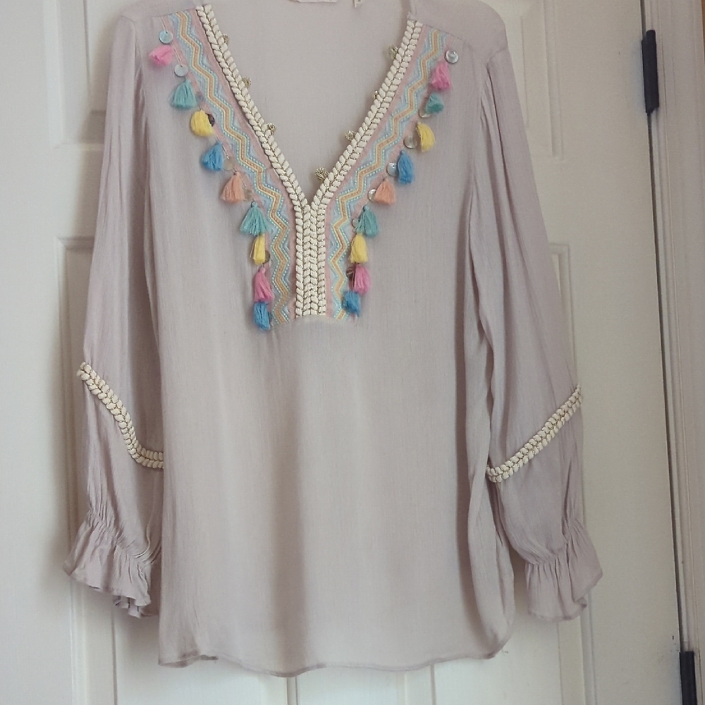 Soft Surroundings Beige Tassel V-Neck Beautiful and Unique Tunic Light Weight - Picture 2 of 8